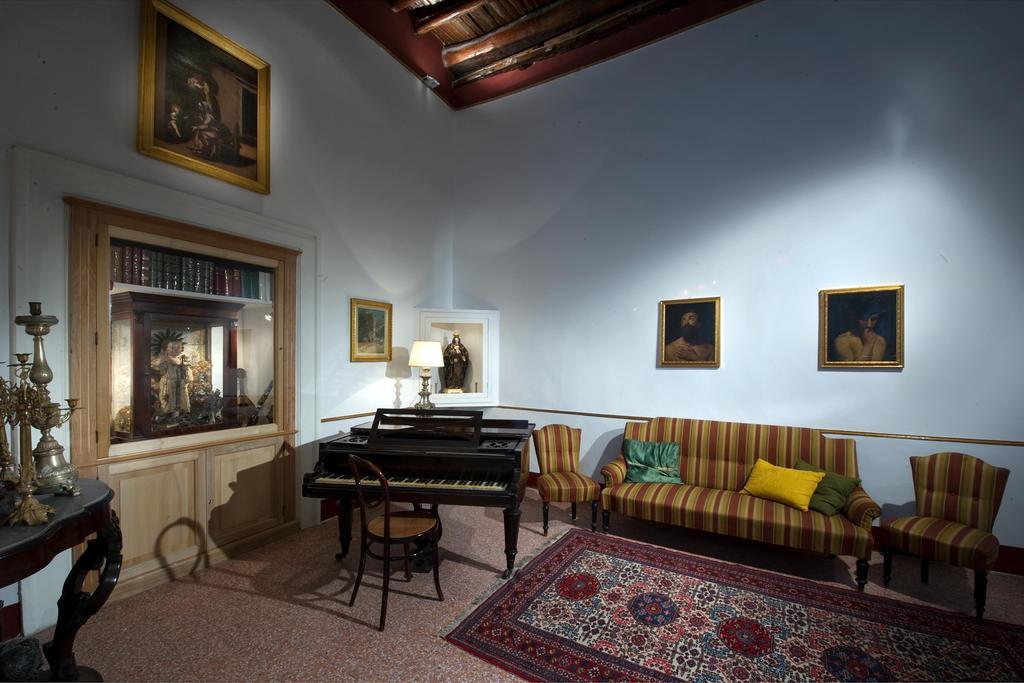 Domus Decumana Leilighet Napoli Rom bilde
